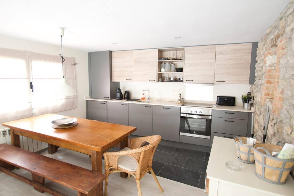 Apartament Central Amb Terrassa Alp Exteriér fotografie